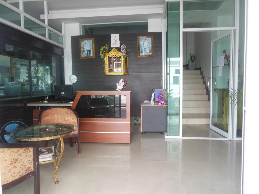 Park Eden Hotel Patong Buitenkant foto